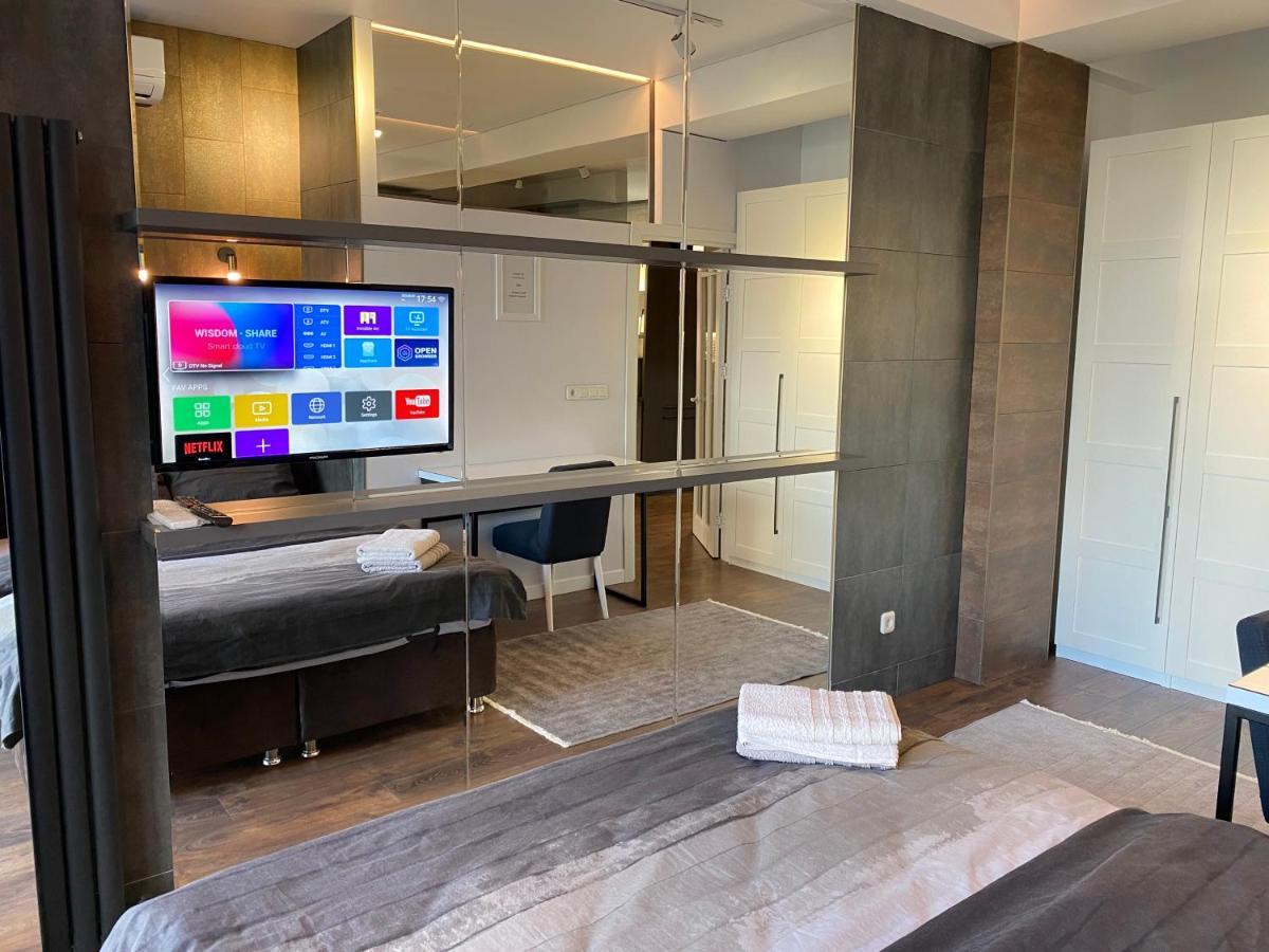Rentnow Modern Lux Apartment In Centre Chisinau Exterior foto